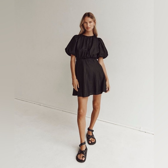 DISSH Dresses & Skirts - DISSH Black 100% Linen Nat Gathered Bubble Sleeve Mini Dress Size 12